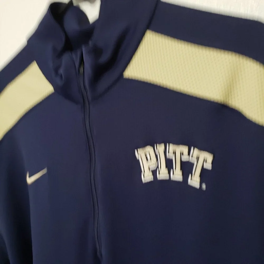 Nike 1/2 Zip Long Sleeve - Picture 2 of 6